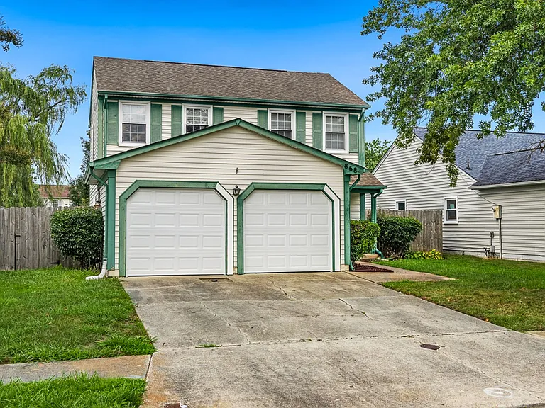 868 Avatar Dr — Photo 3