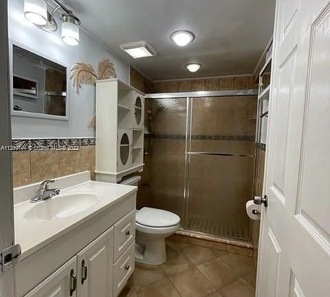 5th image of 401 NW 72nd Ave APT 105-B
