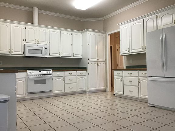 4th image of 22 N Apple South Dr