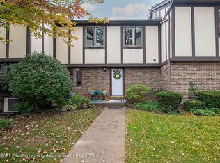6230 Brookline Ct, East Lansing, MI 48823