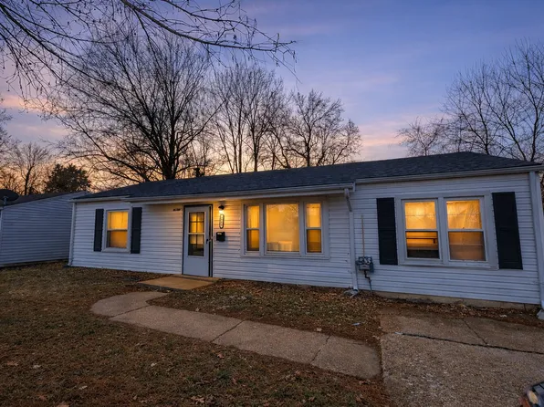 9855 Lorna Ln, Saint Louis, MO 63136