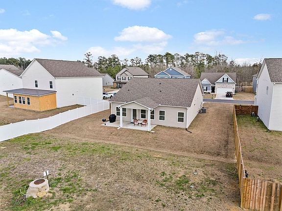 4th image of 9 Mossy Oaks Ln