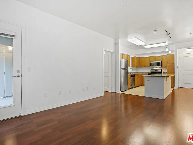 100 S Alameda St #115 — Photo 6