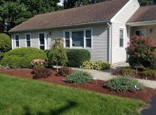 587 Burncoat St, Worcester, MA 01606