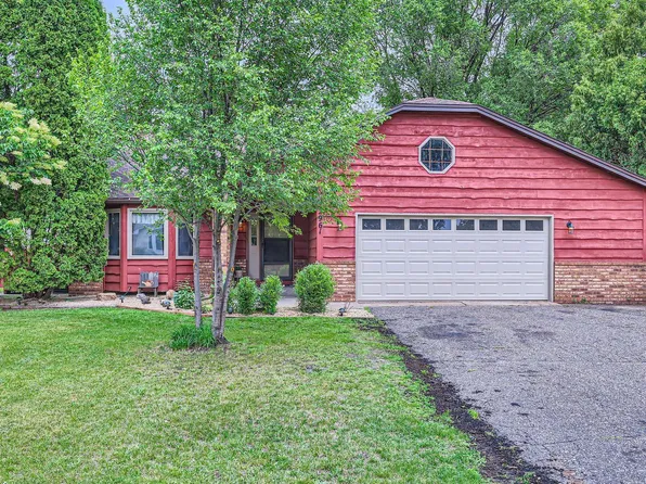 2961 121st Ave NW, Coon Rapids, MN 55433