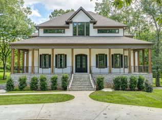 611 Georgetown Dr, Nashville, TN 37205