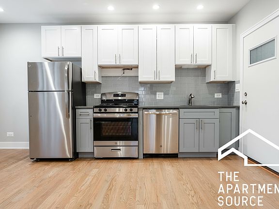 2nd image of 1958 W Wilson Ave #2BB