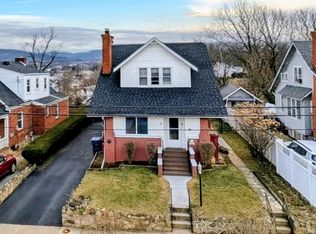 8 W 11th St, Front Royal, VA 22630