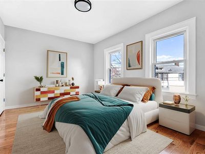 9708 190th St, Hollis, NY, 11423