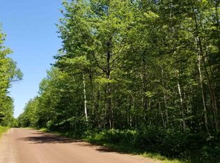 1867 N Shore Rd, La Pointe, WI 54850