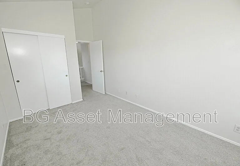 810 3rd St — Photo 13