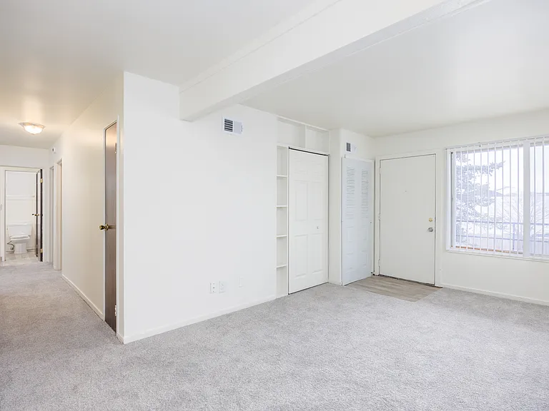 The Forum Apartments — Photo 8