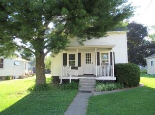 313 N Chestnut St, Princeton, IL 61356