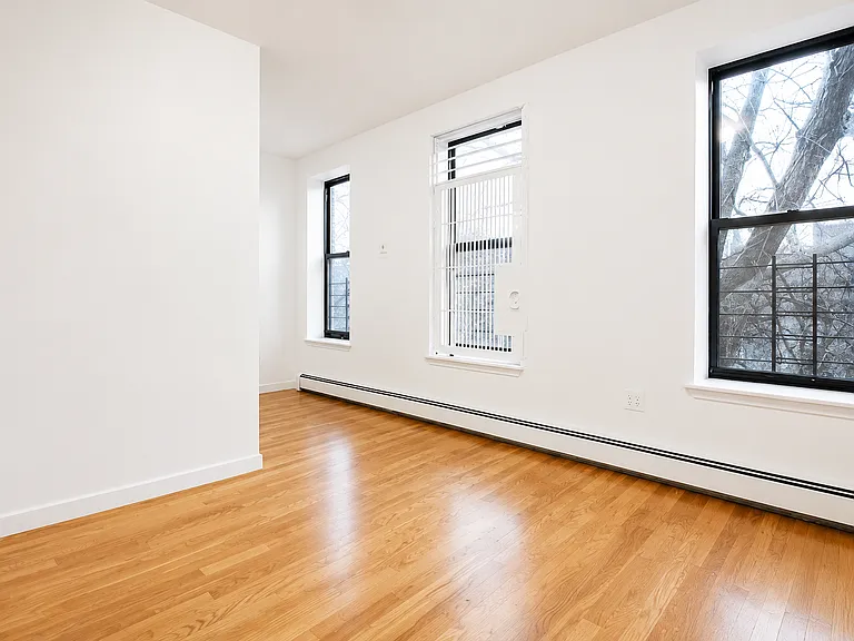 718 Quincy St #3 — Photo 5