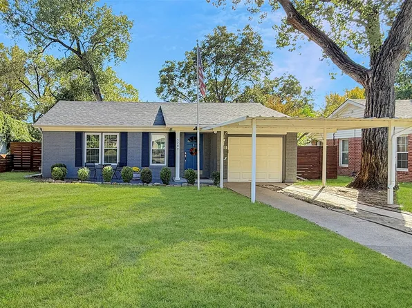 5709 N Schilder Dr, River Oaks, TX 76114