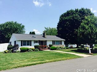 101 Addison Dr, Syracuse, NY 13214