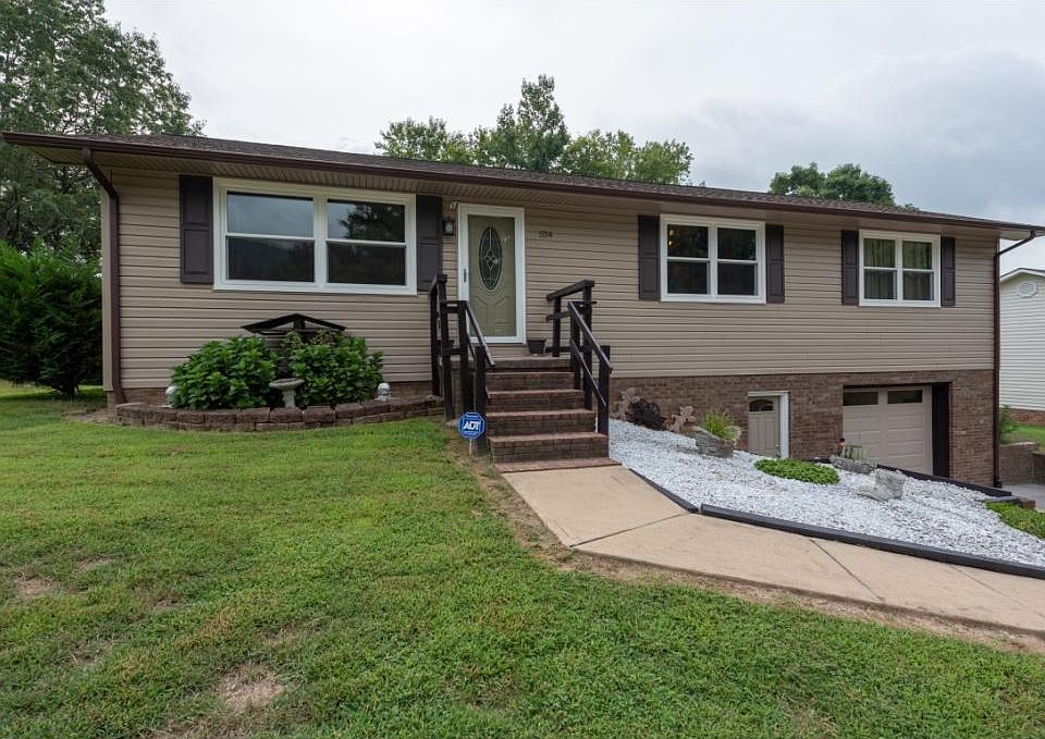 1st image of 554 Cecil D Quillen Dr
