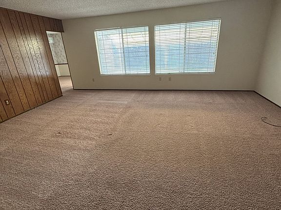 4th image of 1026 Autumn Ct