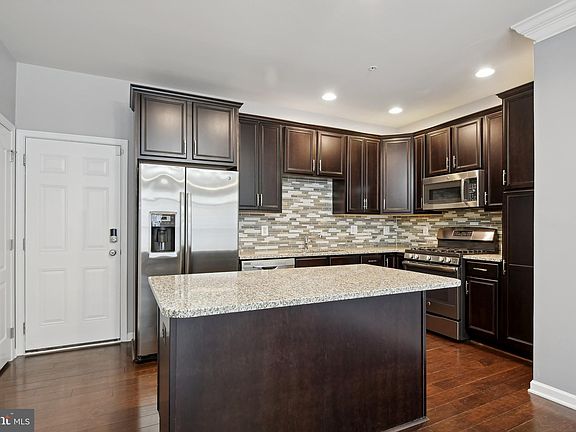 5th image of 23485 Logans Ridge Ter