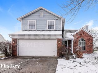 10127 Park Ridge Dr, Indianapolis, IN 46229