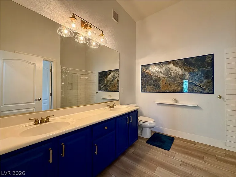 3574 Desert Cliff St #201 — Photo 17