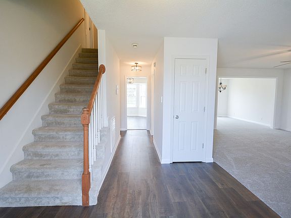 3rd image of 1645 Cedar Springs Ct