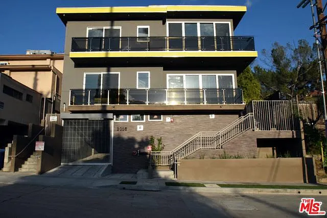 2016 Rodney Dr #201 — Photo 25