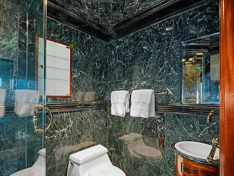 721 5th Ave #54J — Photo 15