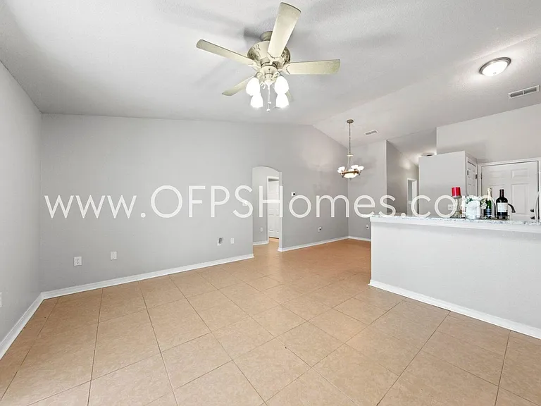 107 Cabana Way — Photo 12