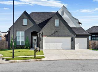 2035 E 138th Pl S, Bixby, OK 74008