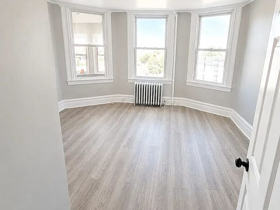 5th image of 51 Norwood St APT 2