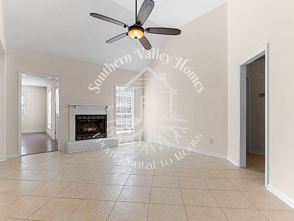 5th image of 102 Duxbury Ct
