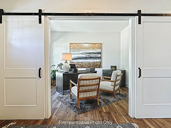 5th image of 14 Ivanhoe Ln