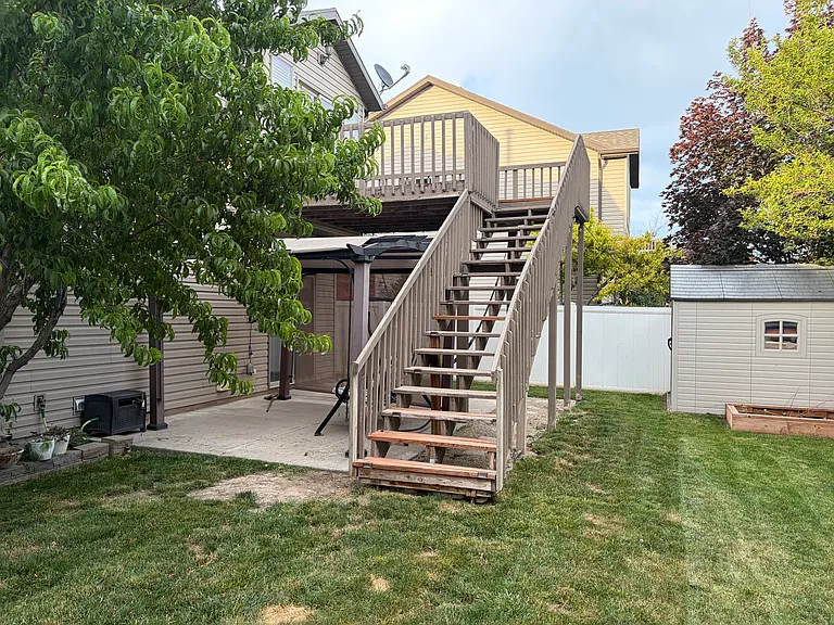 W Somersby Dr — Photo 16