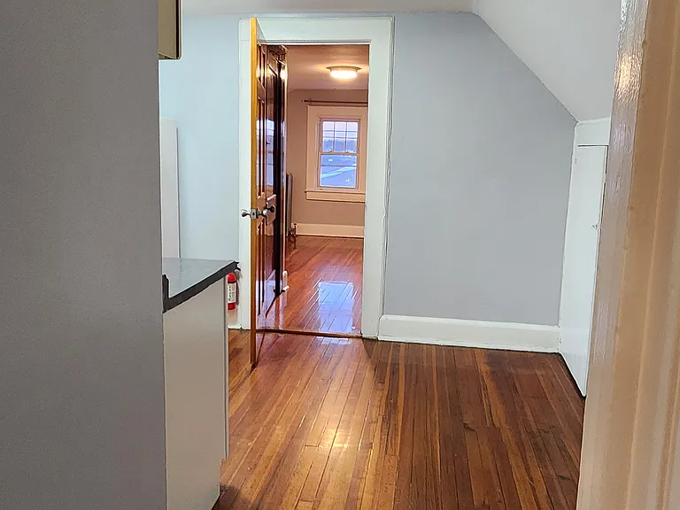 258 Franklin St #3 — Photo 11