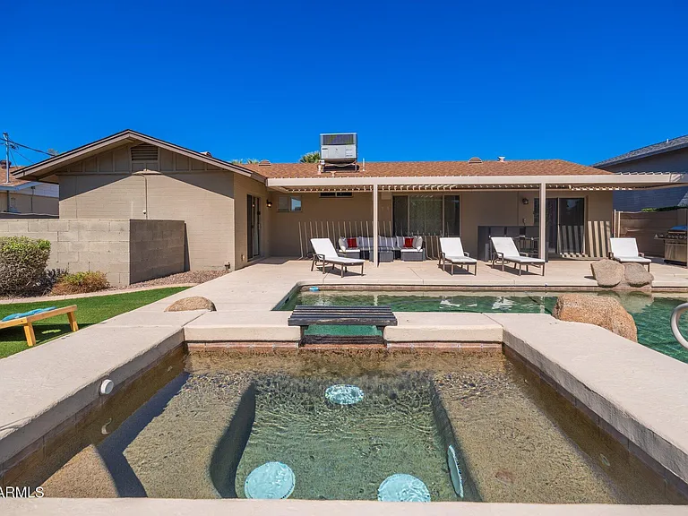 8625 E Lincoln Dr — Photo 26