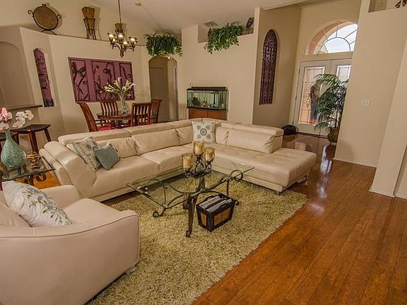 4th image of 7919 Oak Run Cir