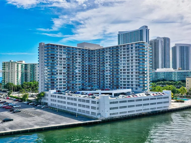 3800 S Ocean Dr #902 — Photo 6