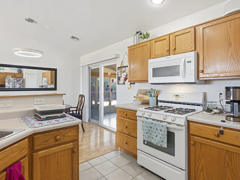 7419 E Mingus Trl — Photo 8