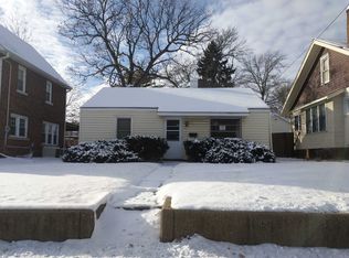 2209 N Prospect Rd, Peoria, IL 61603