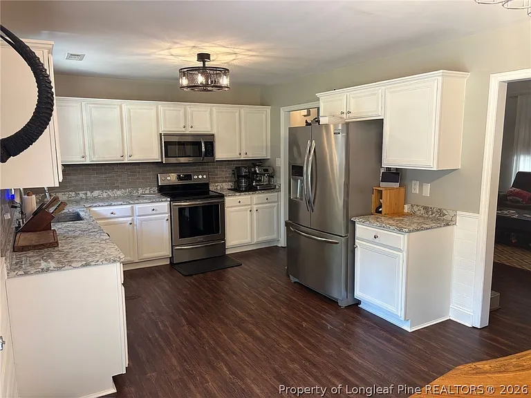 3083 Carolina Way — Photo 6