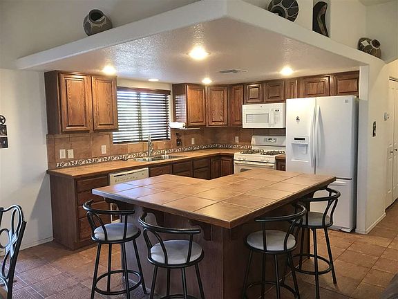 4th image of 13503 S Avenue 14 E #1/2