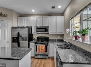 2408 Misty Dawn Ct, Herndon, VA 20171