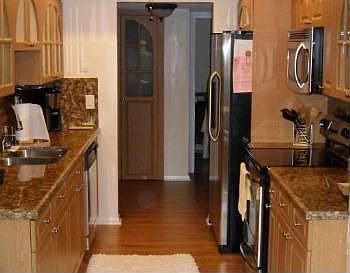 3rd image of 5109 Yellow Pine Ln