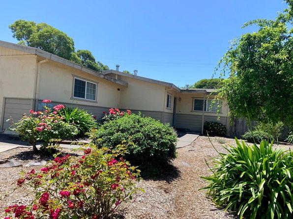 301 Arlen Dr, Rohnert Park, CA