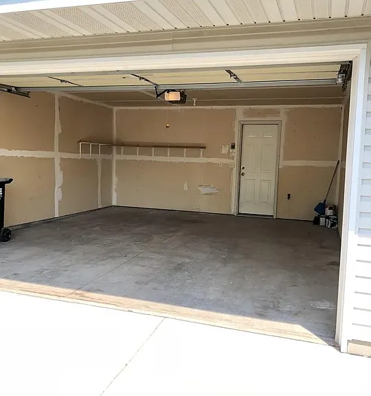 8438 Yukon Cir N — Photo 13