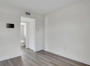 1710 NW 1st Ct APT 12, Miami, FL 33136