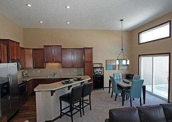 4th image of 480 Stonewood Ln