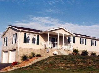 601 Ridgewood Dr, Point Pleasant, WV 25550