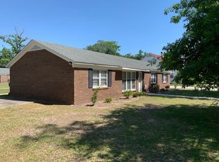 1325 N Chestnut St, Lumberton, NC 28358